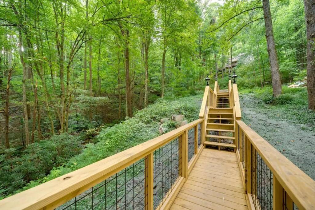 Outdoor Enthusiast'S Dream Cabin Hiking & Rafting Hot Springs Екстериор снимка
